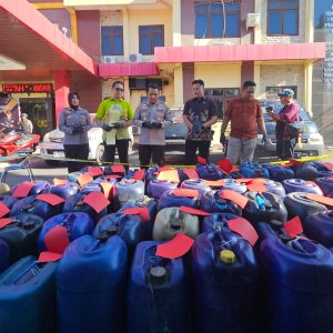 Polres Probolinggo Ungkap Penyalahgunaan BBM Bersubsidi, 7 Tersangka Diamankan