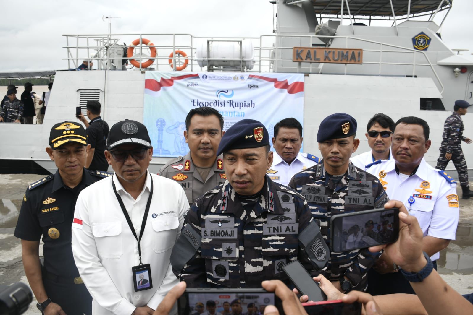Dukung Pemerataan Ekonomi, Bank Indonesia (BI) Bersama TNI AL Gelar Ekspedisi Rupiah Kalimantan 2026