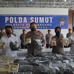 Polresta Deli Serdang Konferensi Pers Pengungkapan Kasus Berbagai Jenis Narkoba