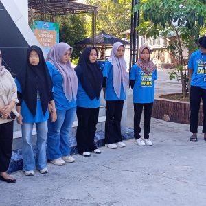 Owner SWP Briefing Seluruh Karyawan Agar Menjaga Kedisiplinan Kebersihan Kolam dan Jaga Kekompakan
