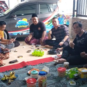 Silaturahmi Ketum MADAS  ( Madura Asli Anak Daerah Anak Serumpun ) Kerumah Panglima MADAS H.Rosid di Pamekasan Madura