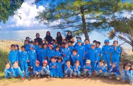 Dari Ujung Timur Madura, TK Negeri Ambunten Sumenep Mengucapkan HUT Ke – 3 Sampang Wate Park