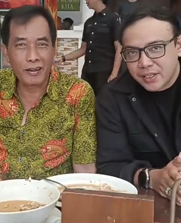 Sandy Tumiwa Artis Sinetron Mengapresiasi Sampang Water Park Sebagai Wisata Air Favoritnya Warga Madura