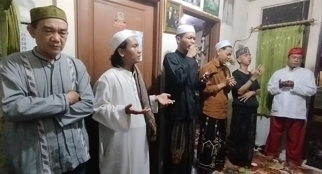 Rindu yang Tertahan demi Ibu: Kisah Uwais al-Qarni Menggetarkan Hati di Haul Syekh Fariz Wa Abdil Wahab