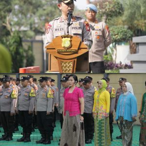 Wakapolres Metro Jakbar Akbp Rezi Dharmawan Pimpin Apel, Ingatkan Anggota Tetap Humanis dan Profesional