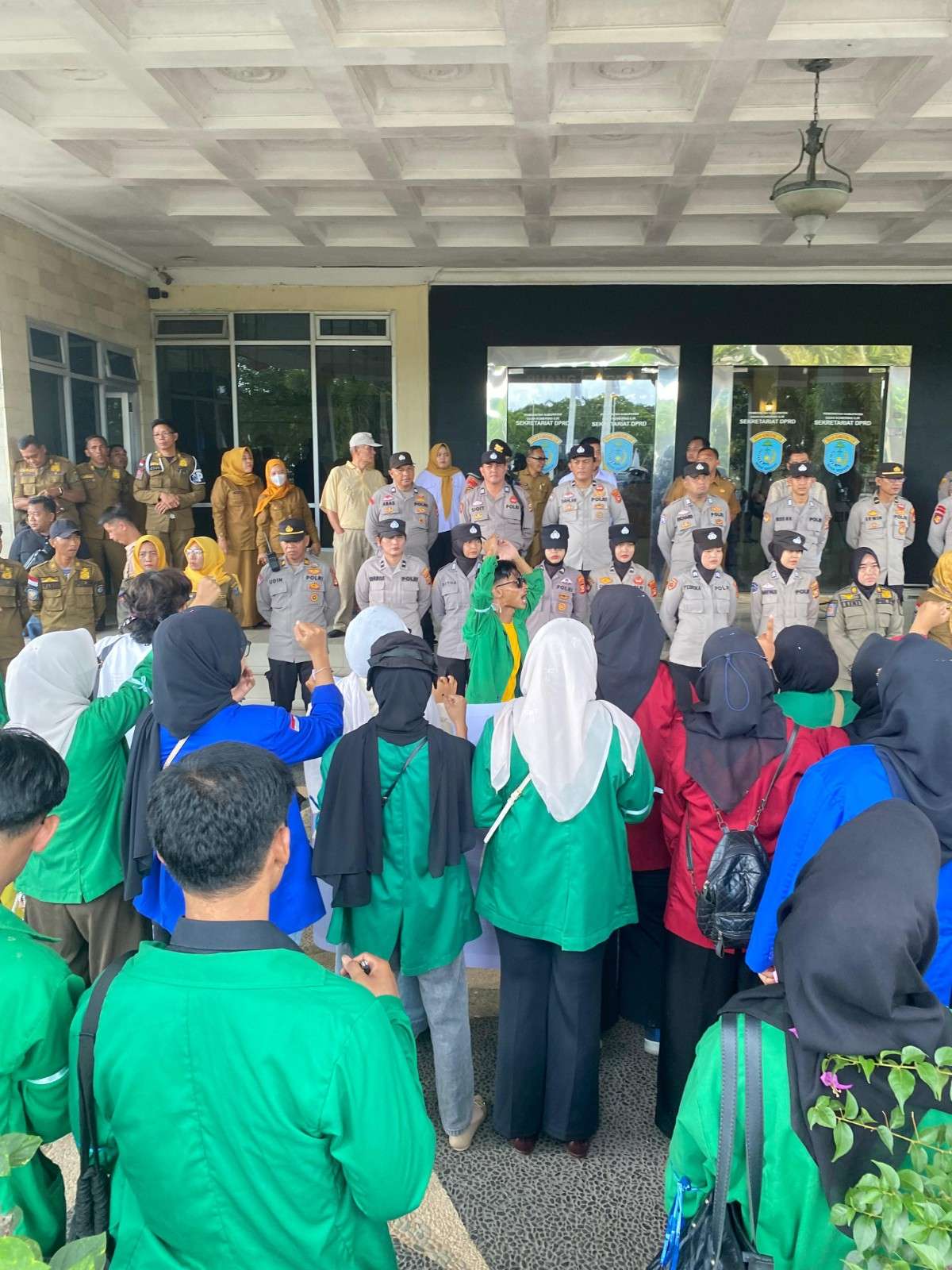 Aliansi BEM dan OKP Kabupaten OKI Gelar Aksi, Desak DPRD Realisasikan Kepentingan Masyarakat