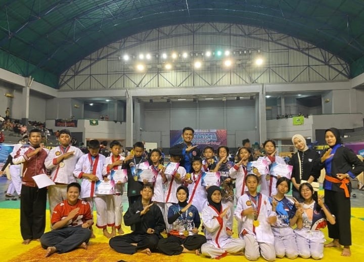 Perguruan Bintang Selatan Borong 17 Medali di Kejuaraan Pencak Silat Piala Rektor III Universitas Bina Darma 2026