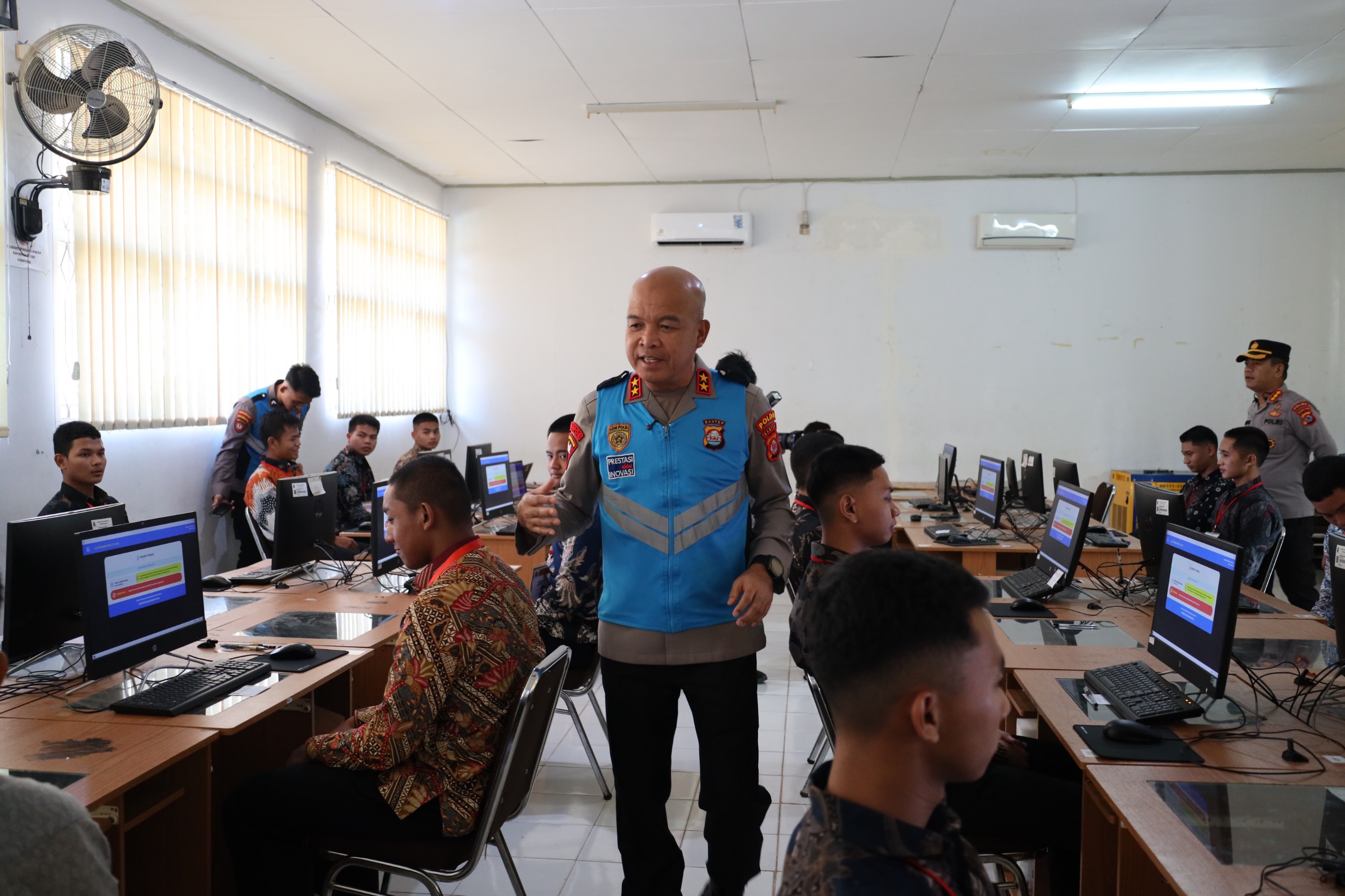 Kapolda Banten Pantau Langsung Penerimaan Terpadu Polri TA 2026, Tegaskan Seleksi Bersih dan Transparan