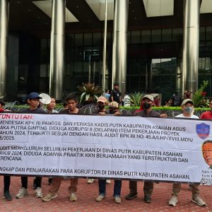 Aksi Jilid II di KPK : Massa Minta Kadis PUTR Asahan Diperiksa, 8 Proyek Rugikan Negara