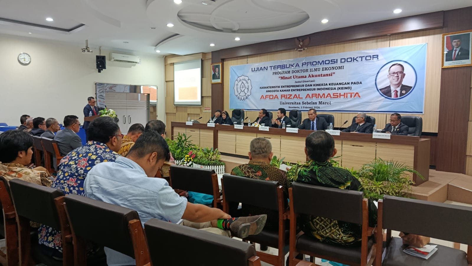 Ketua Umum Kamar Entrepreneur Indonesia (KEIND) Afda Rizal Armashita, Resmi Menyelesaikan Program Doktor Ilmu Ekonomi di Universitas Sebelas Maret (UNS)