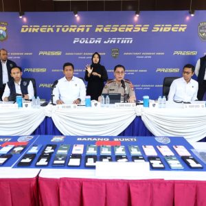 Polda Jatim Bongkar Sindikat Penipuan Online Modus Jual Beli Mobil, 11 Tersangka Diamankan
