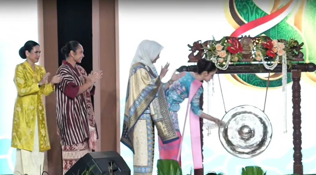 Ibu Wapres RI Selvi Gibran Resmi Buka Pameran Nasional “Persit BISA 2”, Dorong Kreativitas dan Kemandirian Anggota Persit