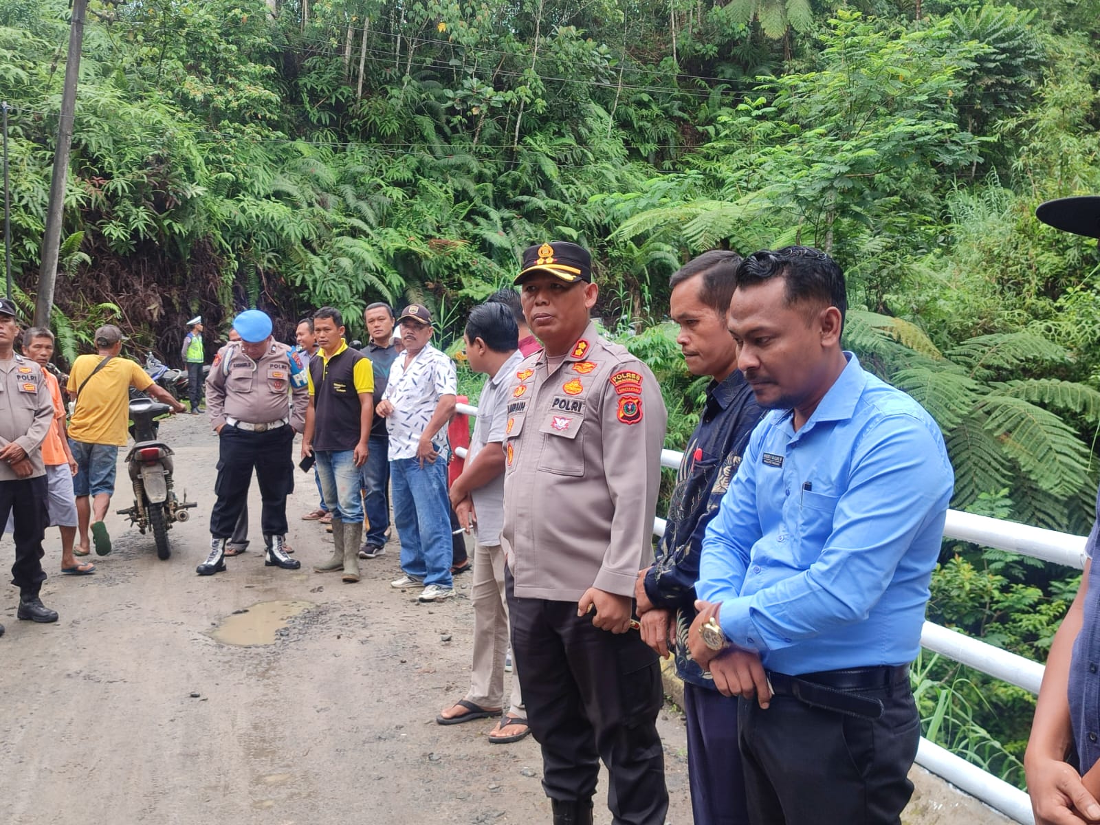 Kapolres Simalungun Resmikan Jembatan Merah Putih Presisi di Hatonduhan, Wujud Nyata Polri Hadir Bangun Desa dan Jaga Keselamatan Warga