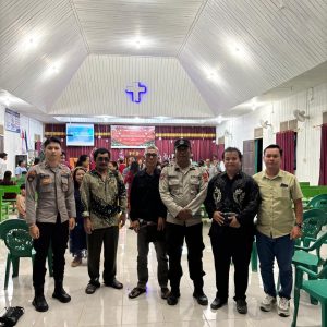 POLRI HADIR BERI RASA AMAN SAAT IBADAH KENAIKAN ISA ALMASIH DI KARANGAN ILIR