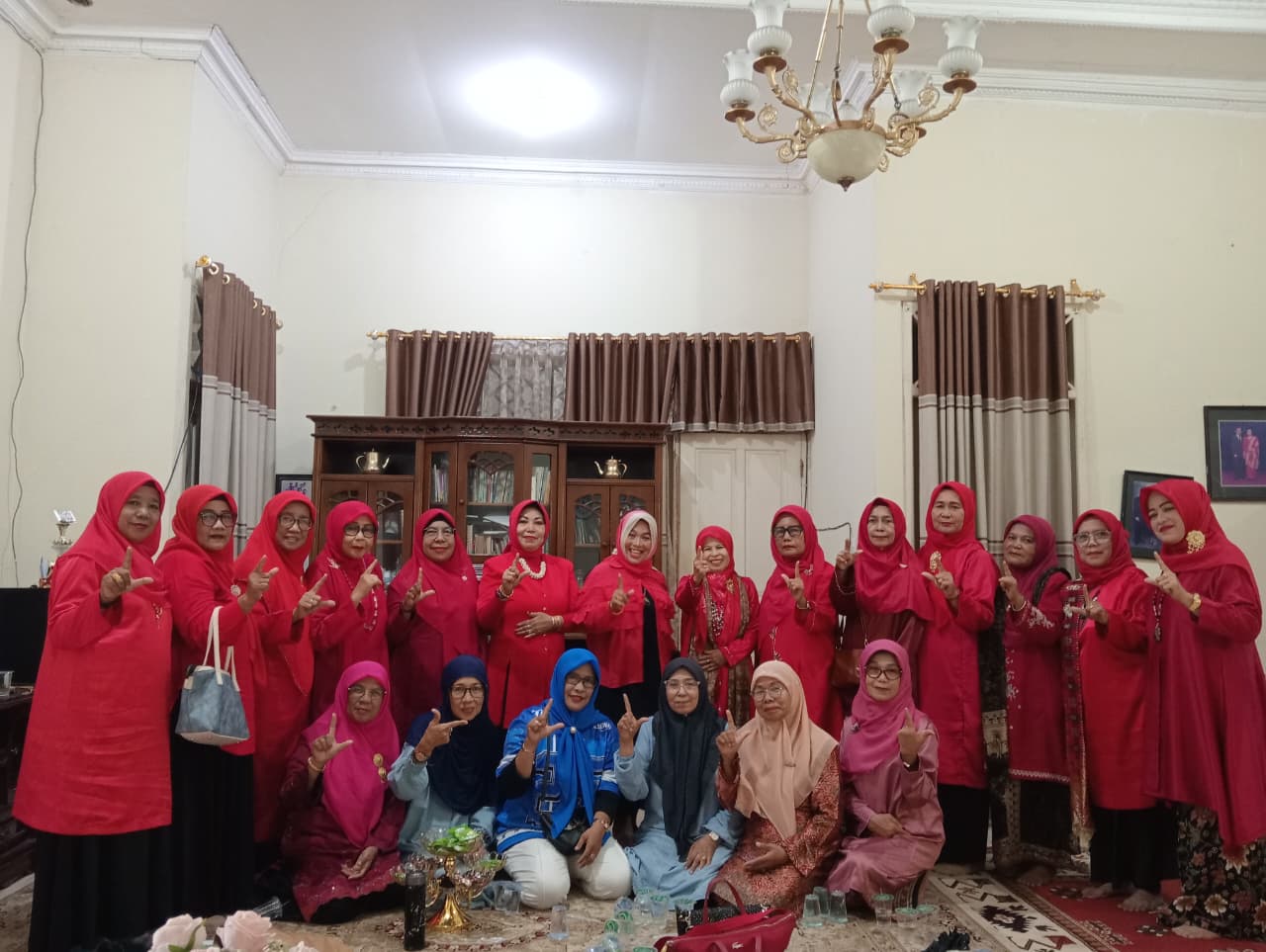 🗞️🕊️ Panggilan Keakraban Dan Persaudaraan Seluruh Unsur Pembina, Penasehat, Pengawas, Serta Anggota Istimewa Bundo Limpapeh Rumah Gadang