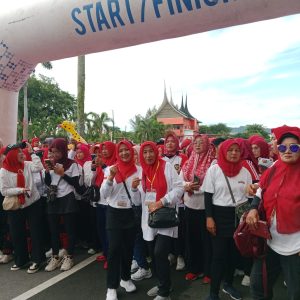 🎉Semarak Gebyar Gebu Minang Kota Padang: Pagi Penuh Semangat, Ribuan Warga Bergembira, Bertabur Rezeki