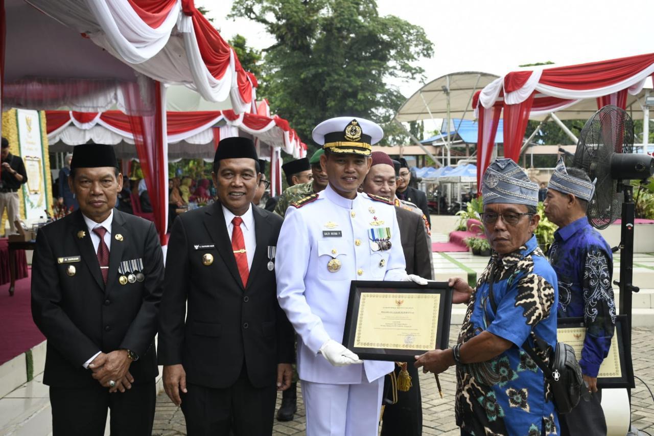Danlanal Banjarmasin Pimpin Upacara HUT Ke-77 Proklamasi Pemerintahan Gubernur Tentara ALRI Divisi IV Pertahanan Kalimantan Tahun 2026