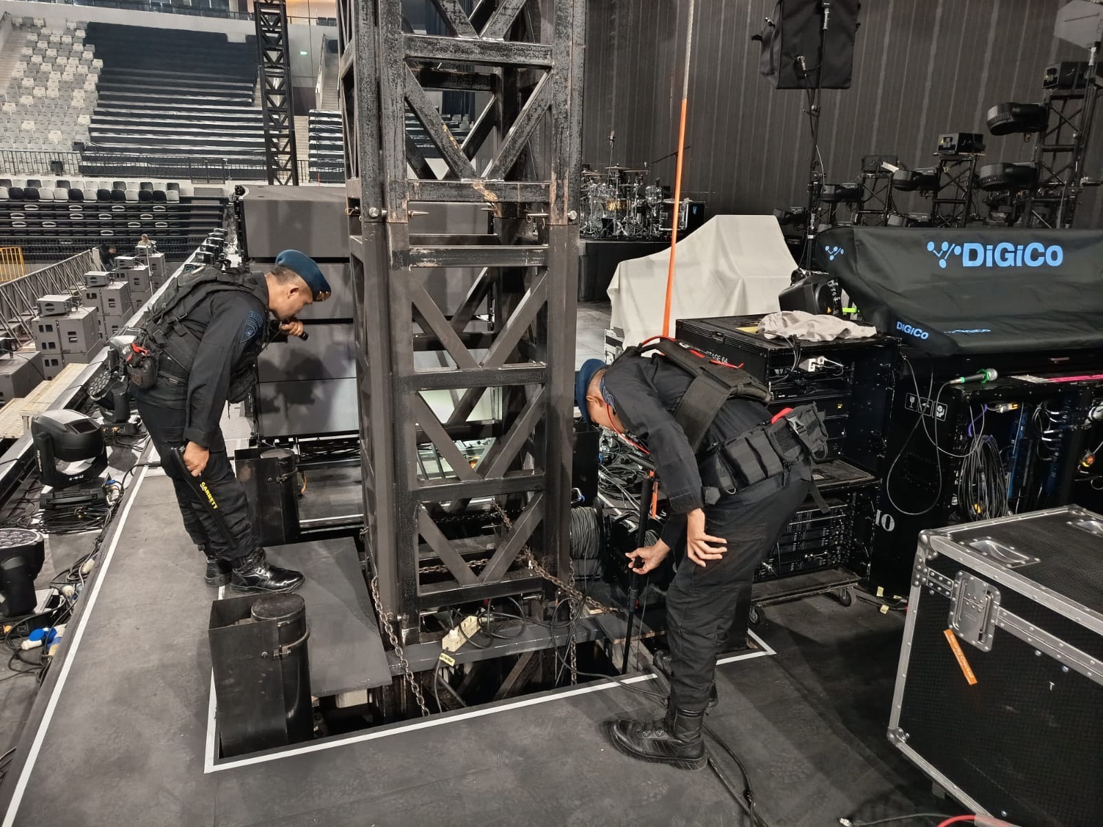 Brimob Metro Jaya Sterilisasi Venue Konser One Ok Rock di Senayan, Pastikan Indonesia Arena Aman
