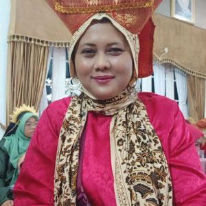 ✍️ LENGGOGENI: JEJAK TINTA EMAS SEORANG SRIKANDI PERS SUMATERA BARAT