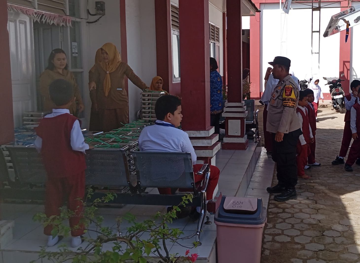 PATROLI KRYD POLSEK SANGATTA UTARA ANTISIPASI KRIMINALITAS DAN KARHUTLA