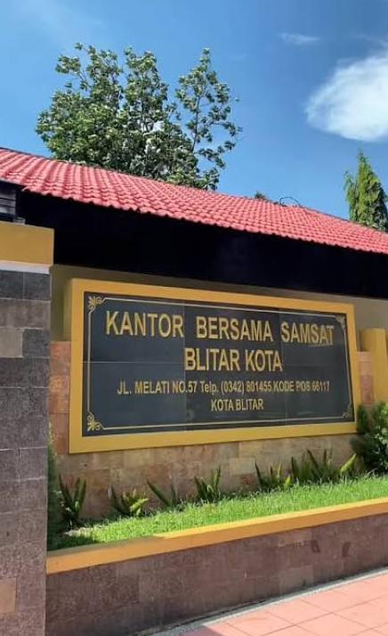 Aroma Percaloan di Samsat Blitar Kota Kembali Mencuat, Pelayanan Publik Dipertanyakan