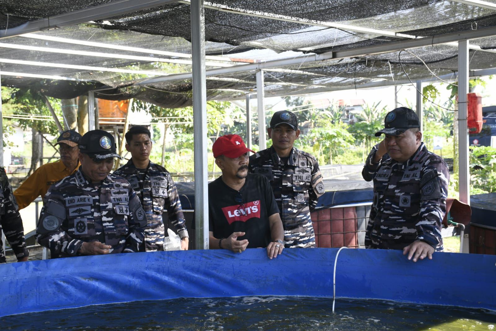 TNI AL Gelar Penanaman Bibit Kedelai di Kompi Produksi Lanal Banjarmasin Melalui Operasi Trisila 26, Perkuat Ketahanan Pangan