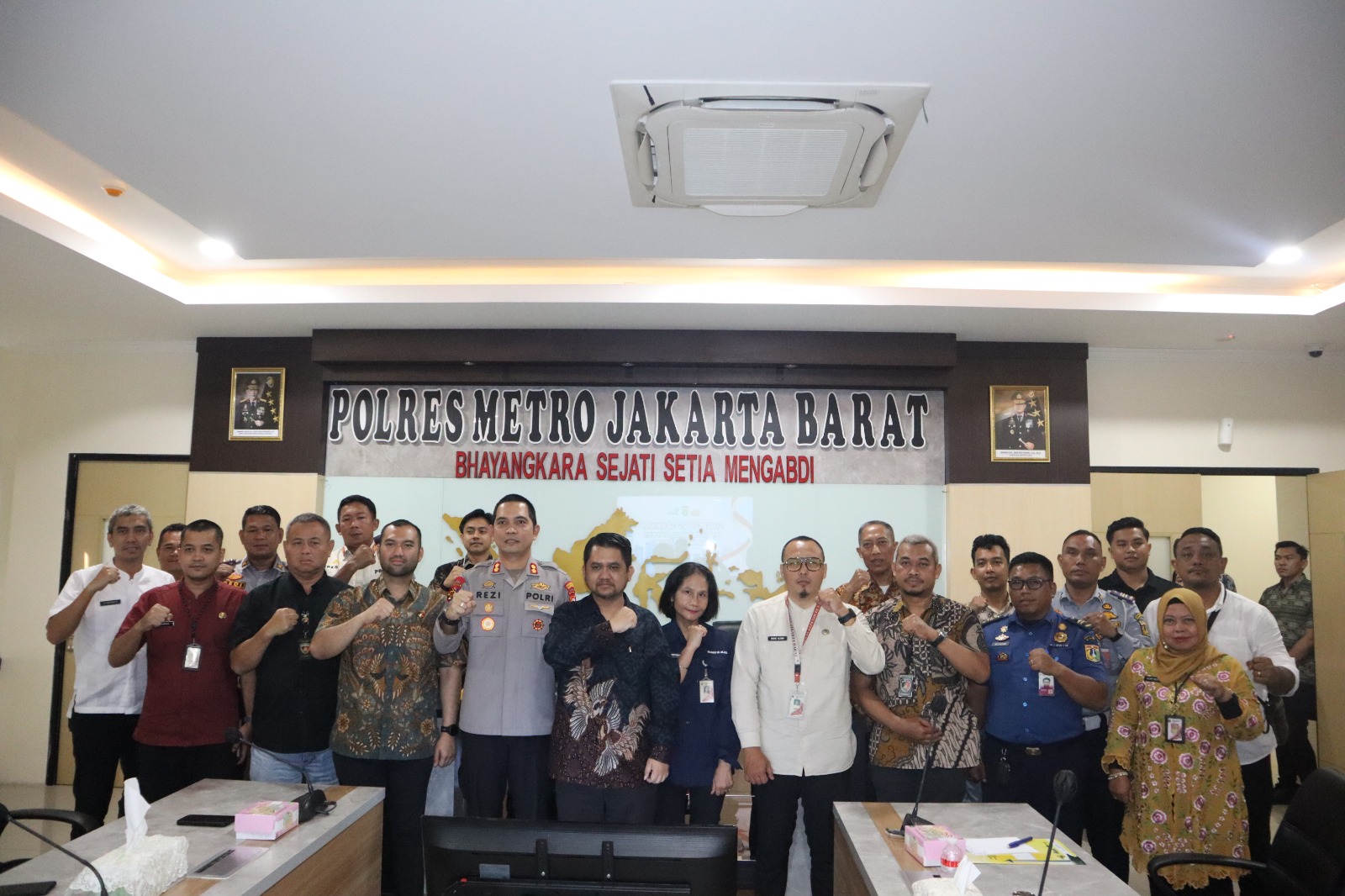 Polres Metro Jakarta Barat Gelar Sosialisasi Sinergitas Gakkum Penyidik Polri dan PPNS dalam KUHAP Baru