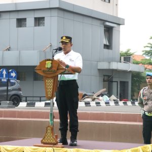 Budayakan Lingkungan Bersih, Polres Metro Jakarta Barat Gelar Apel Pencanangan Jaga Jakarta Bersih dan Asri secara serentak