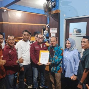 Izin Fakultas Hukum Dicabut, Mahasiswa Universitas Sjakhyakirti Datangi Rektorat dan Tuntut Kepastian
