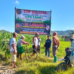 Warga Salakan Pasang “Stop Geolistrik”, Situasi Memanas Diduga Ada Aktivitas Pengambilan Sampel Tanpa Izin