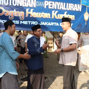 Polres Metro Jakbar Gelar Shalat Idul Adha 1447 H dan Penyerahan Hewan Qurban Penuh Kebersamaan