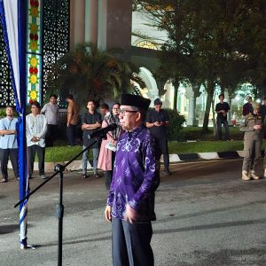 PAWAI TAKBIR IDUL ADHA 1447 H DI SANGATTA BERLANGSUNG MERIAH, POLRES KUTIM PASTIKAN AMAN DAN KONDUSIF