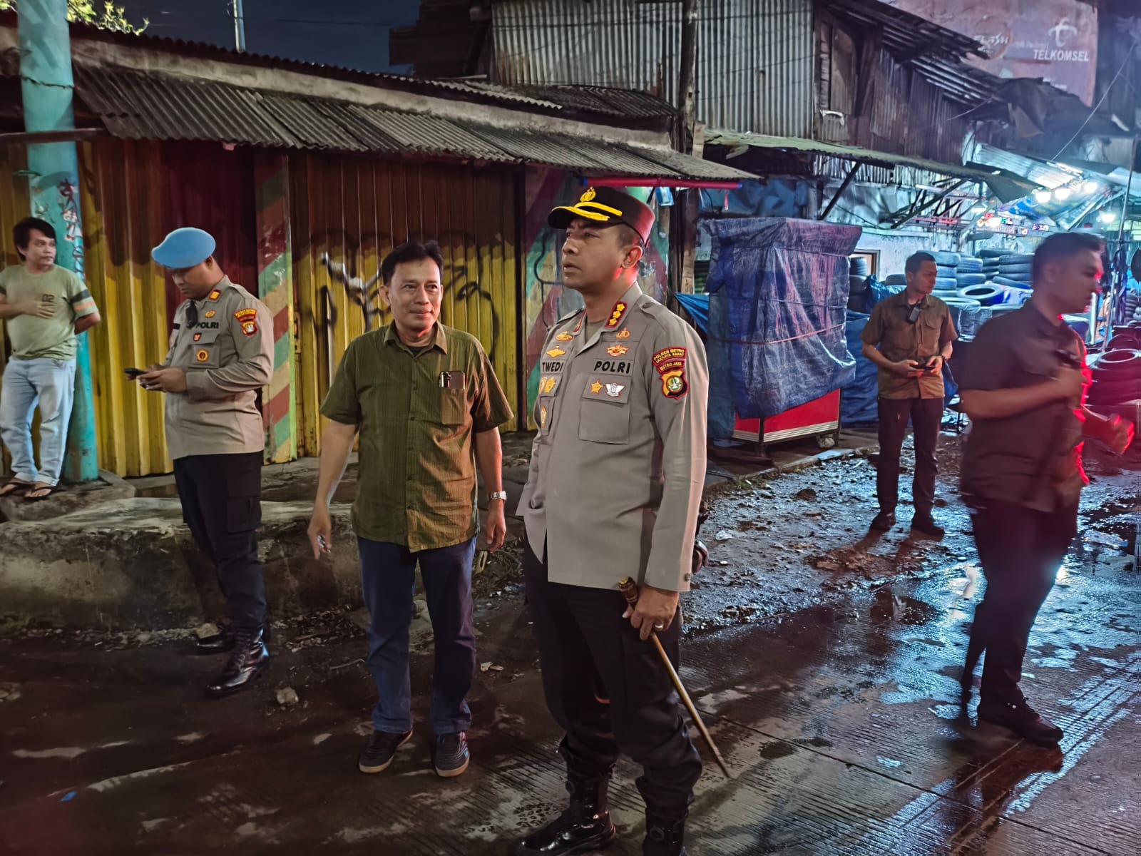 Polres Jakbar Gelar Patroli dan Razia Kejahatan Pada Malam Malam Takbiran, Pembawa Sabu dan Tramadol Diamankan