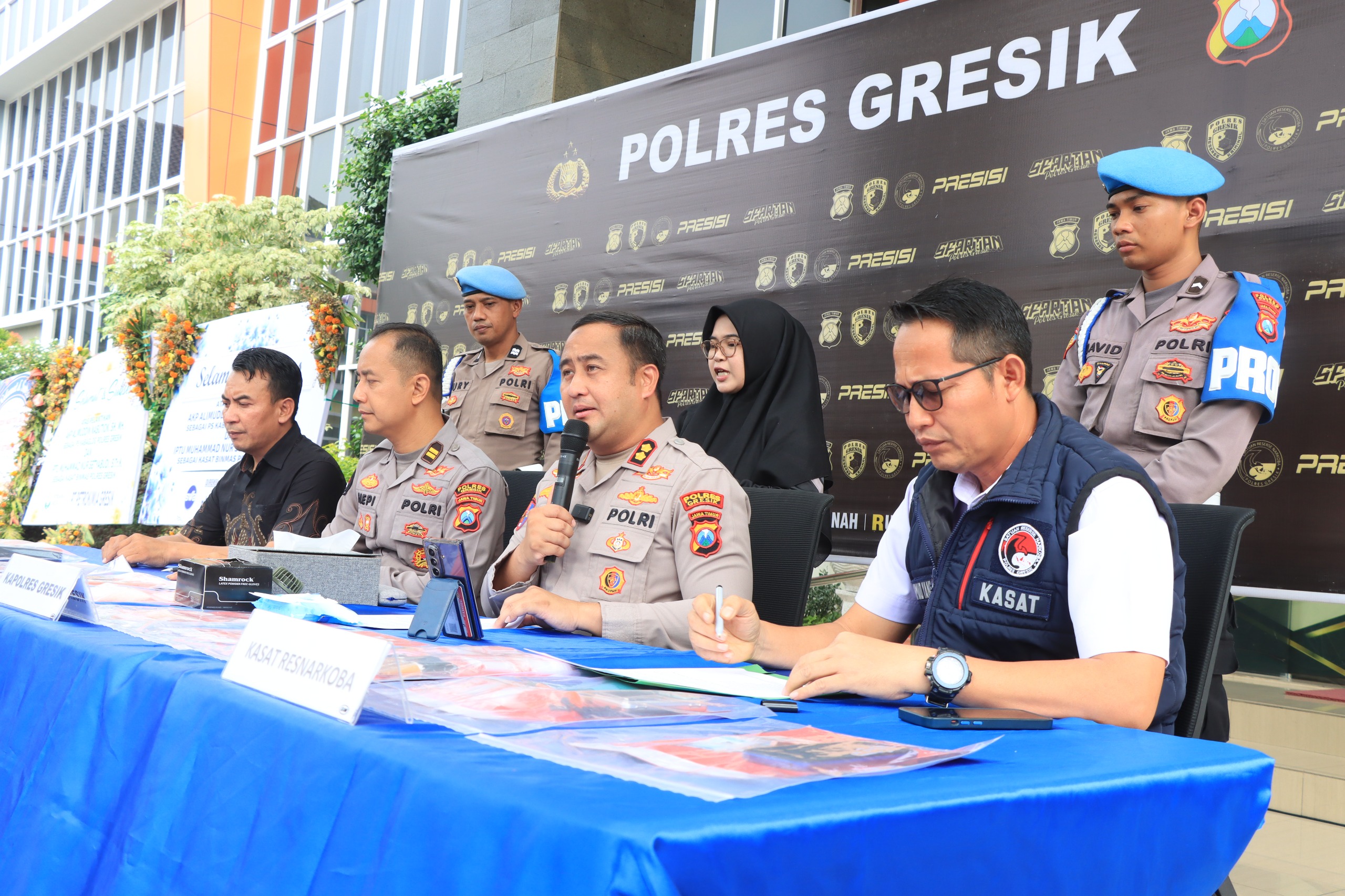 Polres Gresik Bongkar Jaringan Narkoba Madura-Gresik, Sita 209 Gram Sabu dan Selamatkan Ribuan Jiwa