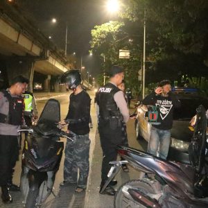 Polres Jakbar Intensifkan Patroli Malam, Cegah Kejahatan Jalanan hingga Tawuran