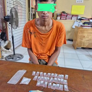 Menyamar Jadi Pembeli, Polisi Ringkus Terduga Pengedar Sabu di Pancur Batu, Puluhan Paket Diamankan