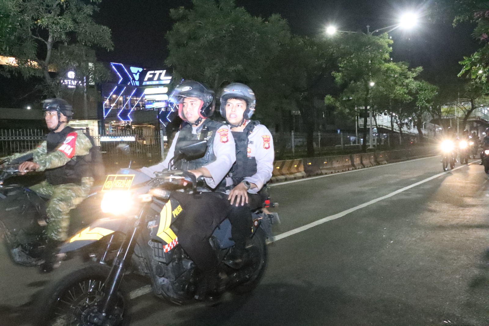 Polres Jakbar Intensifkan Patroli Malam, Cegah Kejahatan Jalanan hingga Tawuran