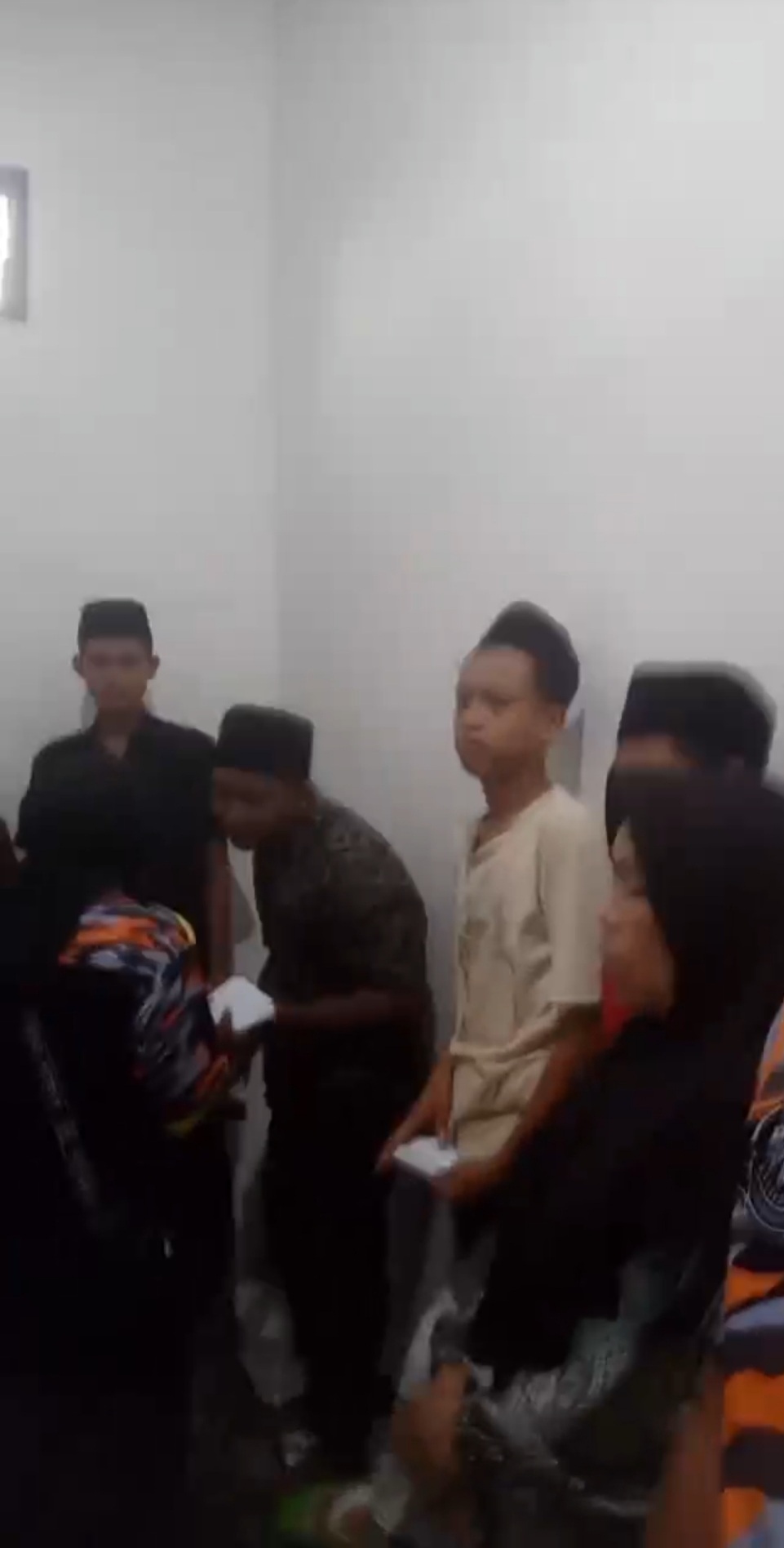 Lsm GMBI distrik Gresik Tetap Semangat dan Amanah santuni Anak Yatim