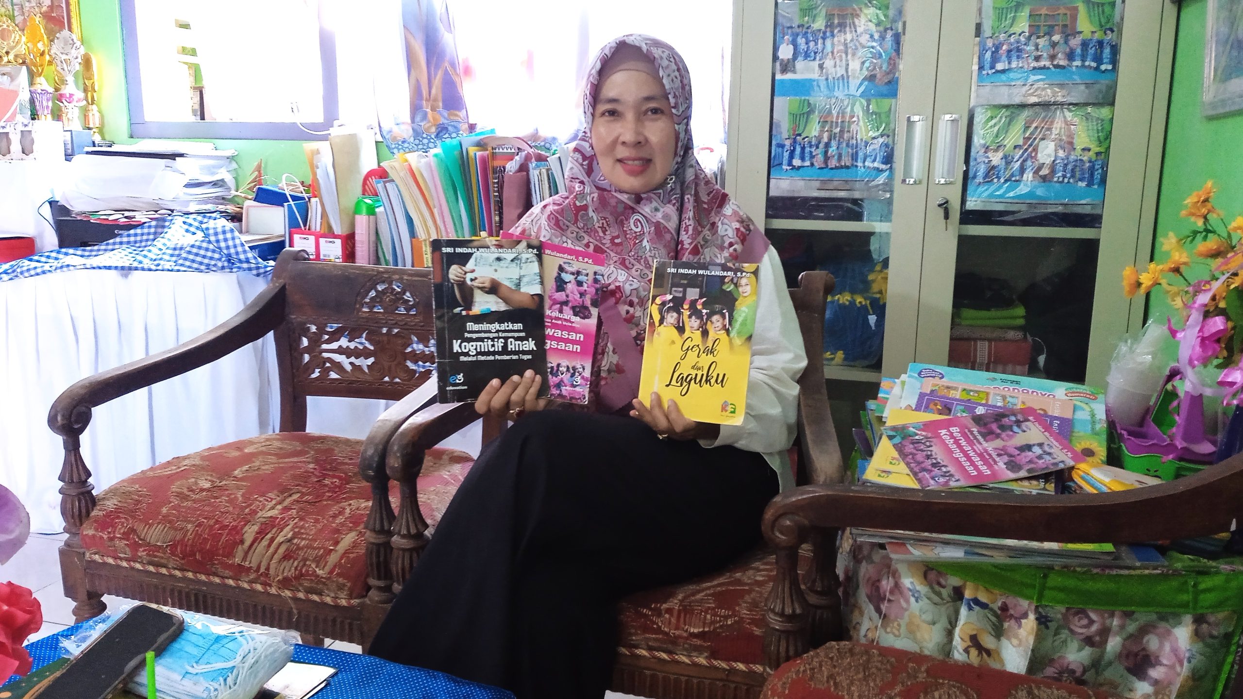 Sri Indah Wulandari Sang Penulis Buku, Jadi Inspirasi dan Motivasi Anak Se – Indonesia