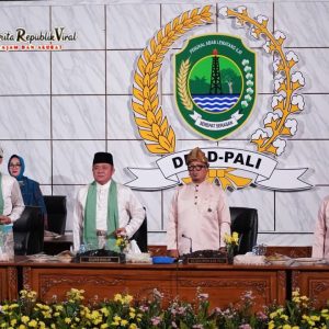 Wabup Ogan Ilir hadiri paripurna istimewa HUT ke-13 PALI bersama Gubernur Sumsel