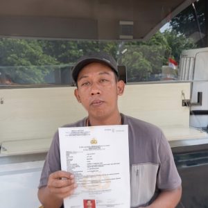 Urus SKCK di Layanan SKCK Keliling, Warga Nilai Pelayanan Polda Metro Jaya Memuaskan