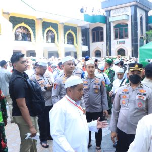 Polres Gresik Libatkan Ratusan Personel Layanan Pengamanan Haul Habib Abu Bakar Assegaf ke-71