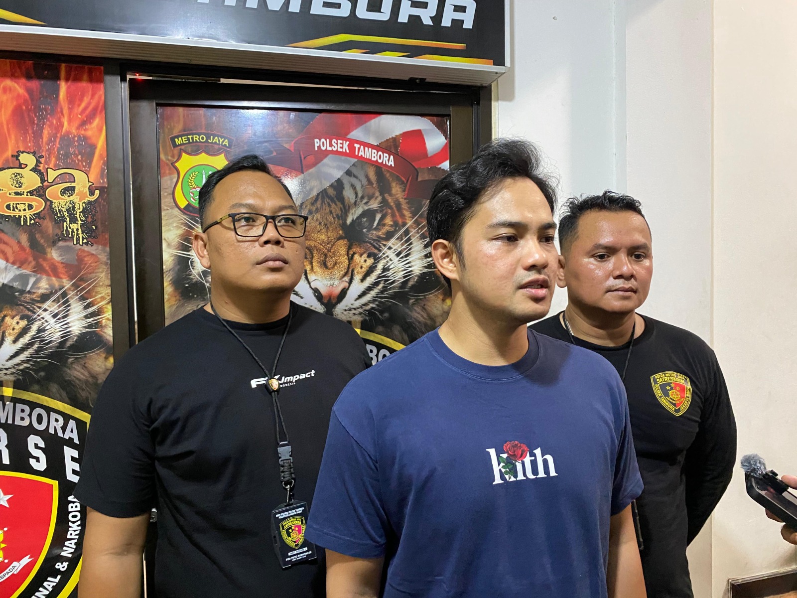 Patroli Siskamling Gagalkan Aksi Tawuran Di Tambora, Dua Remaja Ditangkap Bawa Celurit