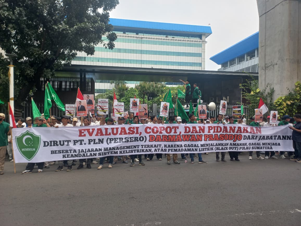 Black Out Pulau Sumatera, PP HIMMAH Demo PLN Tuntut Copot Dirut Darmawan Prasodjo