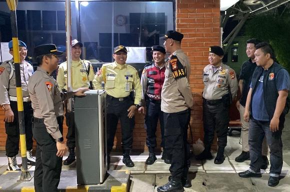 Patroli Malam Stasioner Cipta Kondisi Polres Pelabuhan Tanjung Priok, Jaga Kamtibmas Tetap Kondusif