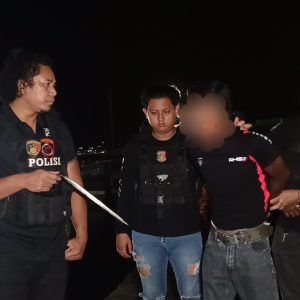 Bawa Pisau Badik, Seorang Pria Diamankan Tim Tarsius Polres Bitung di Aertembaga