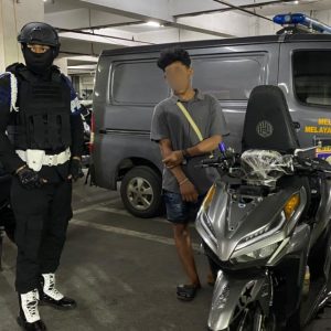 Patroli Brimob Dan Perintis Cegah Balap Liar Saat Patroli Dini Hari di Pinang Ranti Jaktim