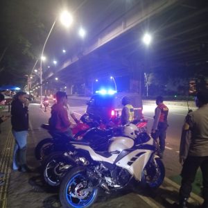 Respons Cepat Laporan Warga, Patroli Polsek Cempaka Putih Cegah Potensi Balap Liar di Kawasan Rawasari