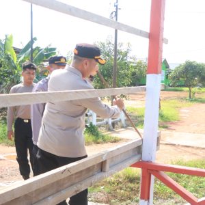 Pangkas Waktu Tempo Warga, Kapolres Kutim Resmikan Jembatan Haji Masdar