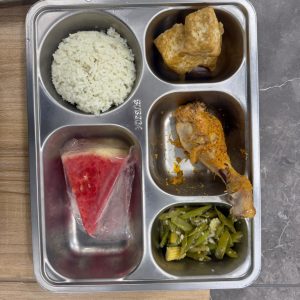 Ratusan Penerima MBG di Kutim Nikmati Menu Bergizi Yang Telah Lolos Uji Kesehatan